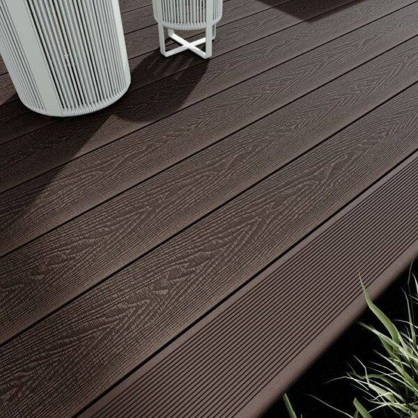 Tabla rustica deck WPC color cafe chocolate - Imagen 2