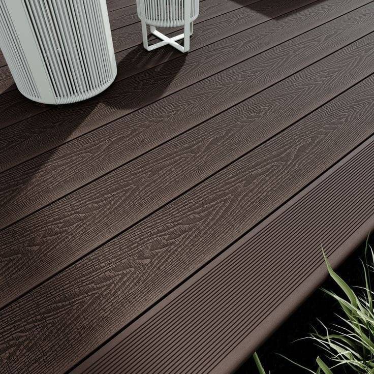 Tabla rustica deck WPC color cafe chocolate - Imagen 2